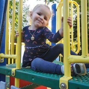 Meet your Posher, Crystal